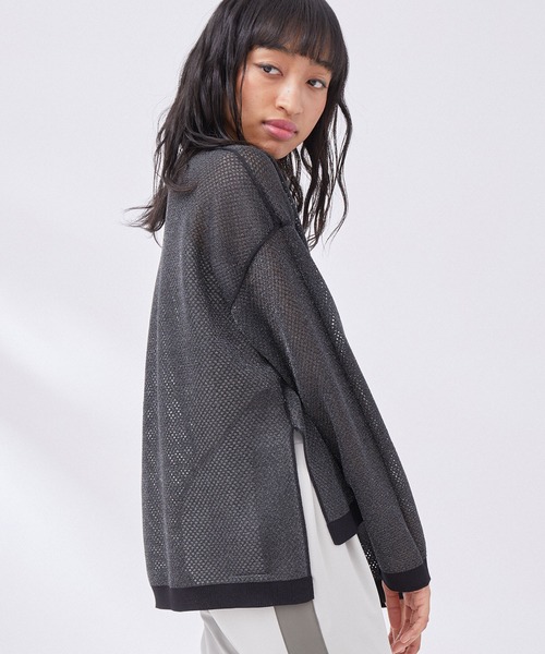 NERGY（ナージー）の「【リバーシブル】ラメニットトップス（Tシャツ/カットソー・レディース・シルバー/ブラック・FREE）」の6枚目の写真