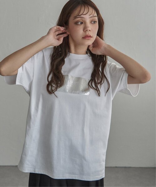 notch.（ノッチ）の「コットン100% 箔プリントTシャツ（Tシャツ/カットソー・レディース・ブラック/オフホワイト/チャコール・M）」の5枚目の写真