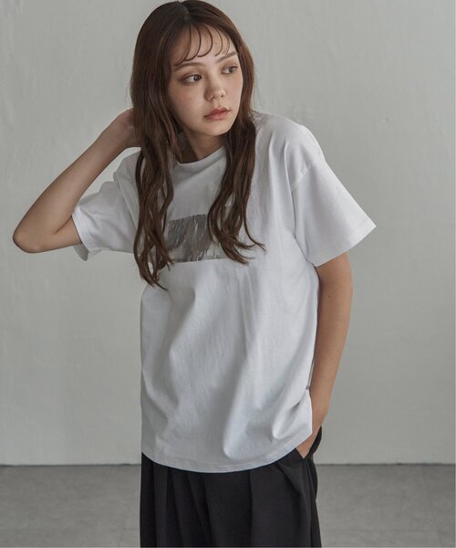 notch.（ノッチ）の「コットン100% 箔プリントTシャツ（Tシャツ/カットソー・レディース・ブラック/オフホワイト/チャコール・M）」の8枚目の写真
