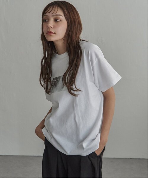 notch.（ノッチ）の「コットン100% 箔プリントTシャツ（Tシャツ/カットソー・レディース・ブラック/オフホワイト/チャコール・M）」の9枚目の写真