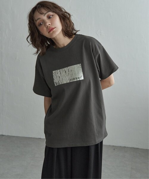 notch.（ノッチ）の「コットン100% 箔プリントTシャツ（Tシャツ/カットソー・レディース・ブラック/オフホワイト/チャコール・M）」の14枚目の写真