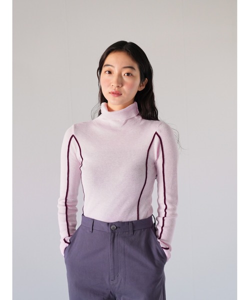 Uenui(ウニュイ)の「【ZOZO限定】ライン タートルネック リブニット(Tシャツ/カットソー・レディース・ブラック/ピンク・FREE)」の21枚目の写真