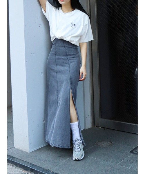 EVRIS(エヴリス)の「【WEB限定】ワンポイントベーシックTシャツ(Tシャツ/カットソー・レディース・ホワイト/ブラック/ブルー/グリーン/ピンク・FREE)」の8枚目の写真