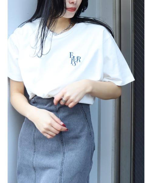 EVRIS(エヴリス)の「【WEB限定】ワンポイントベーシックTシャツ(Tシャツ/カットソー・レディース・ホワイト/ブラック/ブルー/グリーン/ピンク・FREE)」の6枚目の写真