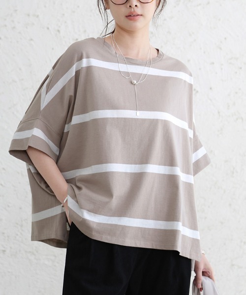 Doux Belle(ドゥーベル)の「ボーダー半袖モモンガTシャツ(Tシャツ/カットソー・レディース・ブラック/ベージュ/グレー/オフホワイト・MEDIUM)」の4枚目の写真