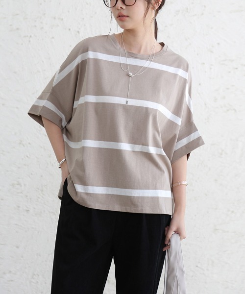 Doux Belle(ドゥーベル)の「ボーダー半袖モモンガTシャツ(Tシャツ/カットソー・レディース・ブラック/ベージュ/グレー/オフホワイト・MEDIUM)」の20枚目の写真