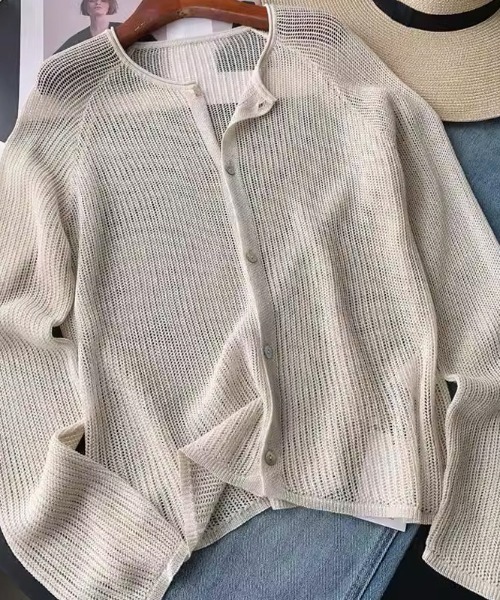 a lot of love(ア ロット オブ ラブ)の「畦編み シアーカーディガン(カーディガン/ボレロ・レディース・オフホワイト/グレー・FREE)」の5枚目の写真