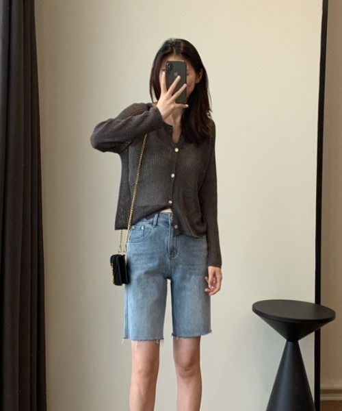 a lot of love(ア ロット オブ ラブ)の「畦編み シアーカーディガン(カーディガン/ボレロ・レディース・オフホワイト/グレー・FREE)」の6枚目の写真