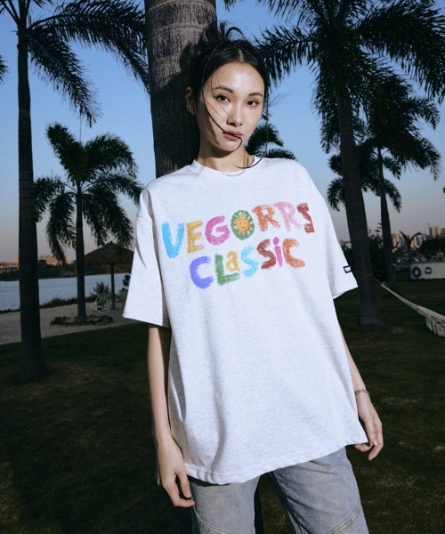 Ressaca(レサーカ)の「オーバーサイズ レインボーロゴバックプリントTシャツ(Tシャツ/カットソー・メンズ・オートミール/ブラック・M/L/XL)」の12枚目の写真
