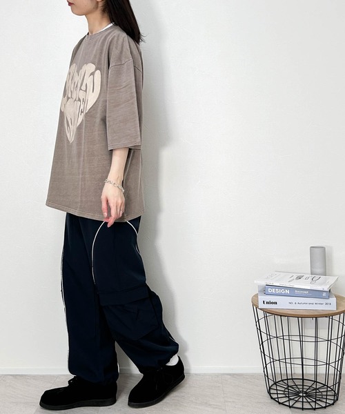 Ritzy（リッツィー）の「16/COTTON 天竺プリントTシャツ レディース メンズ（Tシャツ/カットソー・メンズ・モカ/ブラック/ブラック系その他2/ブラック系その他3/ブラウン系その他3/ブラウン系その他2/ブラック系その他/ブラウン系その他・LARGE/X-LARGE/MEDIUM）」の13枚目の写真