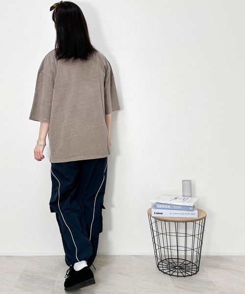 Ritzy（リッツィー）の「16/COTTON 天竺プリントTシャツ レディース メンズ（Tシャツ/カットソー・メンズ・モカ/ブラック/ブラック系その他2/ブラック系その他3/ブラウン系その他3/ブラウン系その他2/ブラック系その他/ブラウン系その他・LARGE/X-LARGE/MEDIUM）」の14枚目の写真