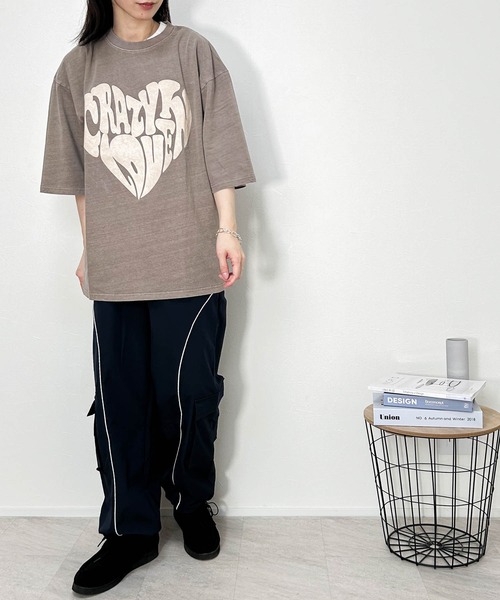 Ritzy（リッツィー）の「16/COTTON 天竺プリントTシャツ レディース メンズ（Tシャツ/カットソー・メンズ・モカ/ブラック/ブラック系その他2/ブラック系その他3/ブラウン系その他3/ブラウン系その他2/ブラック系その他/ブラウン系その他・LARGE/X-LARGE/MEDIUM）」の12枚目の写真