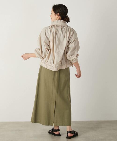 MELROSE claire（メルローズ クレール）の「【ギャザーシルエットがポイントのジップブルゾン】（ブルゾン・レディース・ネイビー/グレイッシュベージュ/イエロー・FREE）」の8枚目の写真