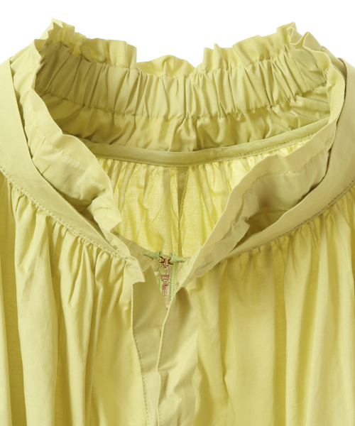 MELROSE claire（メルローズ クレール）の「【ギャザーシルエットがポイントのジップブルゾン】（ブルゾン・レディース・ネイビー/グレイッシュベージュ/イエロー・FREE）」の21枚目の写真