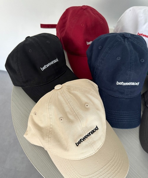 apres jour mignon（アプレジュールミニョン）の「【apresjour mignon×ARIAZ】カラーロゴキャップ（キャップ・レディース・ブラック/アイボリー/ブラック系その他/オフホワイト/ネイビー/グリーン/レッド・ONESIZE）」の16枚目の写真