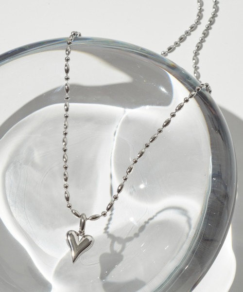 GOLDY(ゴールディ)の「【金属アレルギー軽減】ハート チャーム ステンレス ネックレス(ネックレス・レディース・シルバー/ゴールド・FREE)」の3枚目の写真