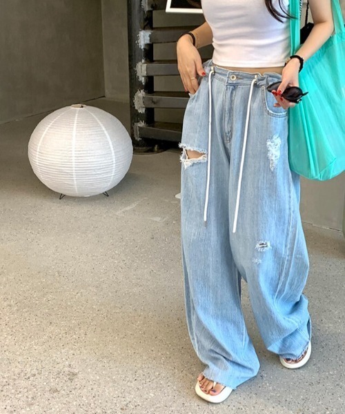 N.s(エヌドットエス)の「クラッシュワイドデニムパンツ(デニムパンツ・レディース・ホワイト/ブルー・L/M/S)」の3枚目の写真