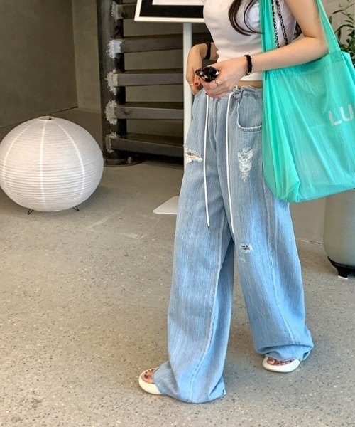 N.s(エヌドットエス)の「クラッシュワイドデニムパンツ(デニムパンツ・レディース・ホワイト/ブルー・L/M/S)」の8枚目の写真