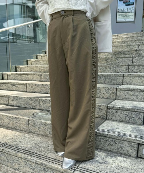 archives（アルシーヴ）の「サイドギャザースラックス（スラックス・レディース・ブラウン/ブラック/アイボリー・MEDIUM）」の21枚目の写真