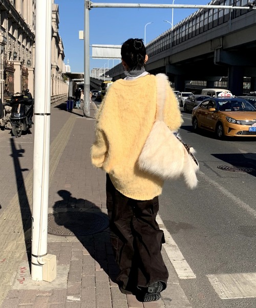 chuclla（チュクラ）の「【LONSLAN】2WAY リバーシブル ファー Bigトート CHLONA24a006（トートバッグ・レディース・アイボリー・FREE）」の3枚目の写真