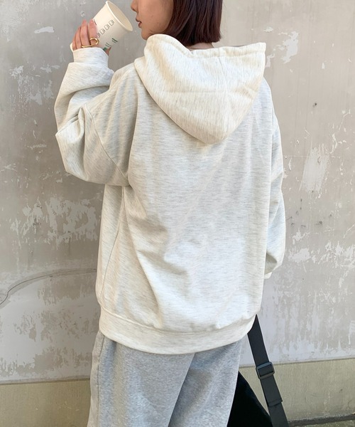 SHEPP（シープ）の「レタリング フロントプリント フーディ（パーカー・レディース・ネイビー/アイボリー/グレー・L/XL/M）」の4枚目の写真