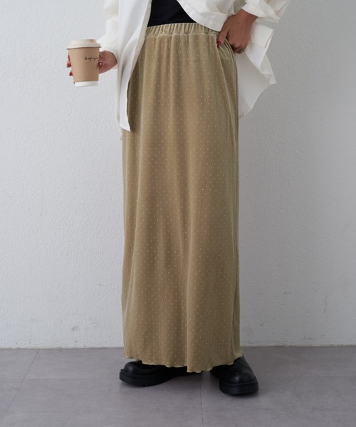 WILLOW（ウィロー）の「【WILLOW】ベロアスタッズスカート（スカート・レディース・ブラック/ベージュ・ONE SIZE）」の11枚目の写真