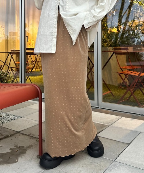 WILLOW（ウィロー）の「【WILLOW】ベロアスタッズスカート（スカート・レディース・ブラック/ベージュ・ONE SIZE）」の18枚目の写真