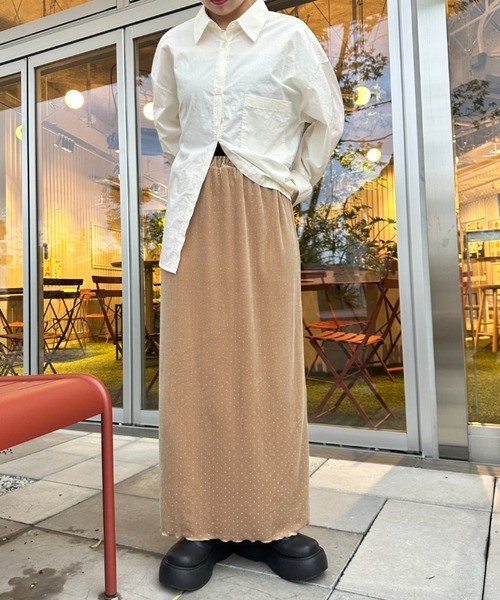 WILLOW（ウィロー）の「【WILLOW】ベロアスタッズスカート（スカート・レディース・ブラック/ベージュ・ONE SIZE）」の21枚目の写真
