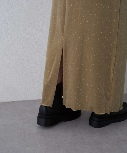 WILLOW（ウィロー）の「【WILLOW】ベロアスタッズスカート（スカート・レディース・ブラック/ベージュ・ONE SIZE）」の10枚目の写真