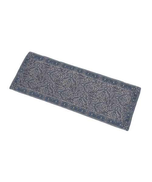 journal standard Furniture (ジャーナルスタンダードファニチャー)の「PAISLEY MAT 50X120 ペイズリーマット(ラグ/マット・レディース・ブラウン/ネイビー・FREE)」の3枚目の写真