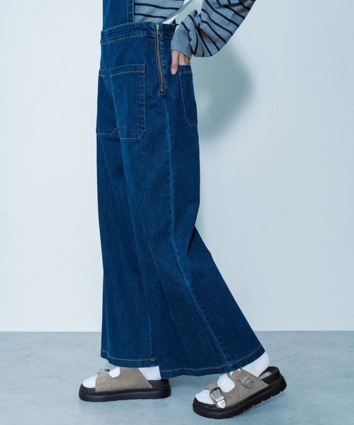 TEVALT（ヴァレット）の「デニムサロペット（サロペット/オーバーオール・レディース・ブルー・38）」の11枚目の写真