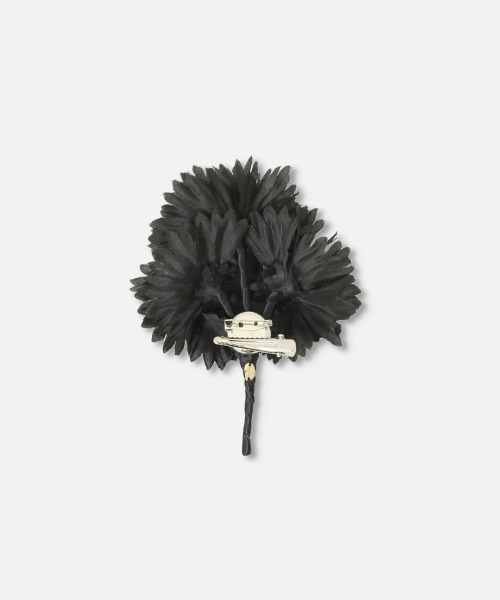 IRIS47（イリスフォーセブン）の「【IRIS 47(アイリスフォーティセブン)】 MUM CORSAGE（ブローチ/コサージュ・レディース・ブラック・FREE）」の3枚目の写真