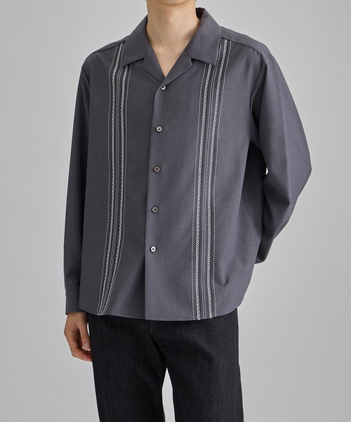 UNITED TOKYO(ユナイテッドトウキョウ)の「【残りわずか】スモッキング刺繍シャツ L/S |防シワ/洗濯可能/伸縮性/速乾(シャツ/ブラウス・メンズ・ダークグレー/グレイッシュベージュ/ブラック・2/1)」の18枚目の写真