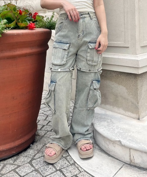 MORE self LOVE(モアセルフラブ)の「ワイドレッグカーゴデニムパンツ(デニムパンツ・レディース・ブルー・SMALL/MEDIUM/LARGE)」の5枚目の写真
