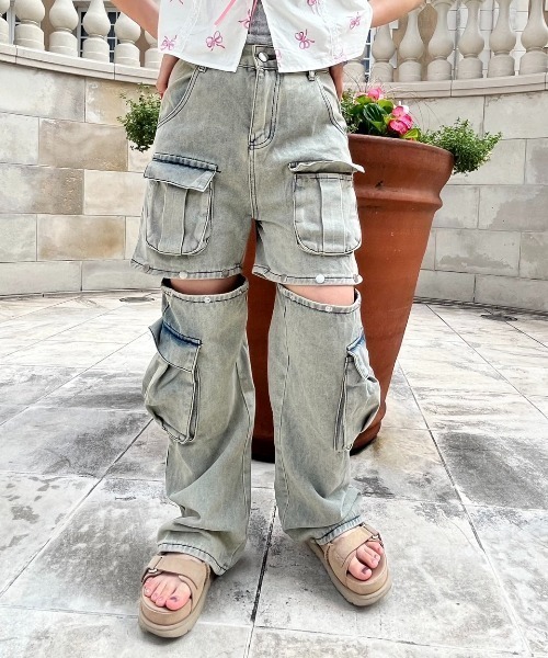 MORE self LOVE(モアセルフラブ)の「ワイドレッグカーゴデニムパンツ(デニムパンツ・レディース・ブルー・SMALL/MEDIUM/LARGE)」の6枚目の写真
