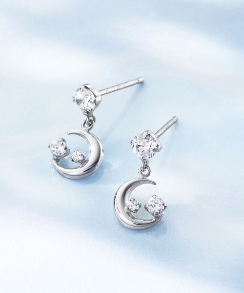 数量限定】K10ホワイトゴールド 月モチーフ ピアス 【Winter Limited 