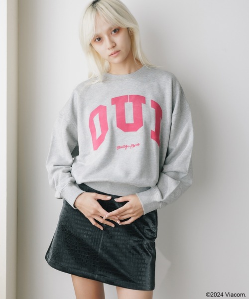 EMILY IN PARIS × FUDGE / FROCKY SWEAT SHIRT/OUI（スウェット  