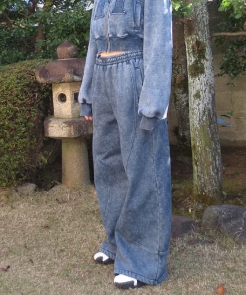 HTH（エイチティーエイチ）の「Vintage Curve switching sweat pants（スウェットパンツ・レディース・ネイビー/カーキ/ブラック・フリー）」の3枚目の写真