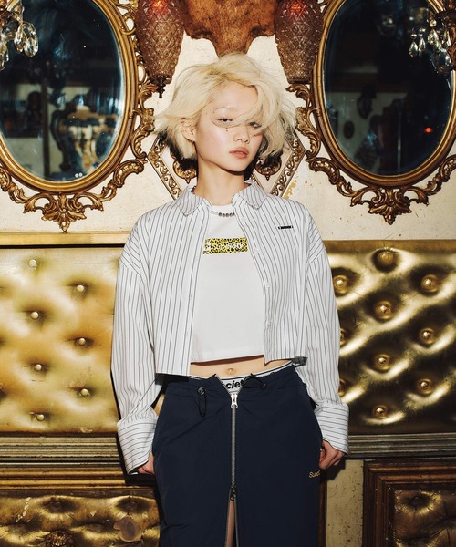 Subciety(サブサエティ)の「Cropped leopard box tee【WOMEN】(Tシャツ/カットソー・レディース・ホワイト/ホワイト×イエロー/ブラック×ピンク/ブラック・X-SMALL/SMALL)」の12枚目の写真