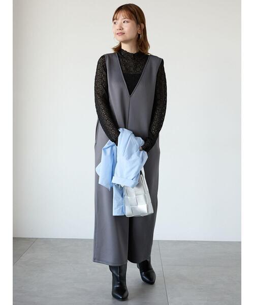 Lugnoncure(ルノンキュール)の「Vネックナロージャンパースカート(ワンピース・レディース・ベージュ/グレー/ブラック・F)」の3枚目の写真