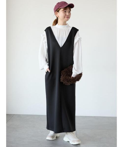 Lugnoncure(ルノンキュール)の「Vネックナロージャンパースカート(ワンピース・レディース・ベージュ/グレー/ブラック・F)」の11枚目の写真