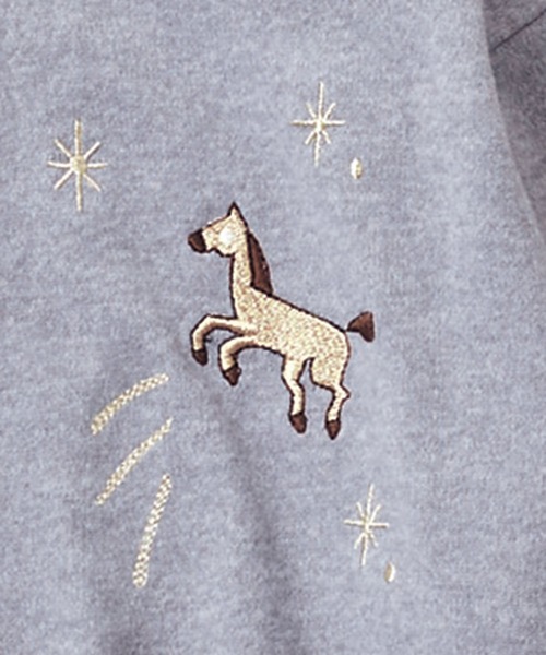 IEDIT（イディット）の「ＩＥＤＩＴ　ＨＡＰＰＹモチーフを散りばめた　気分があがるカーディガン（カーディガン/ボレロ・レディース・ネイビー/グレー・M/L/LL/3L/S）」の4枚目の写真