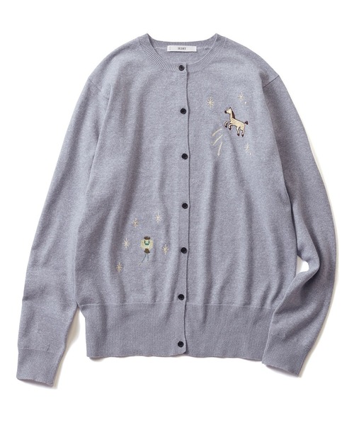 IEDIT（イディット）の「ＩＥＤＩＴ　ＨＡＰＰＹモチーフを散りばめた　気分があがるカーディガン（カーディガン/ボレロ・レディース・ネイビー/グレー・M/L/LL/3L/S）」の3枚目の写真