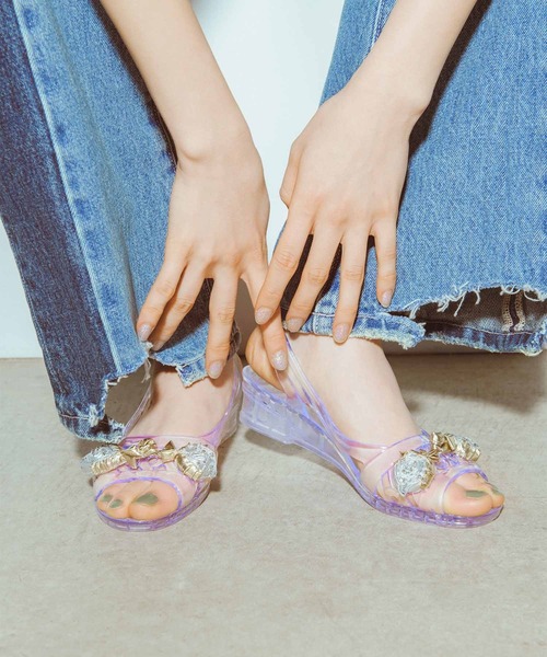 Three Four Time（ｽﾘｰﾌｫｰﾀｲﾑ）の「【Casselini】クリアサンダル（サンダル・レディース・パープル/ブラック/クリア・24.5/23.5）」の3枚目の写真