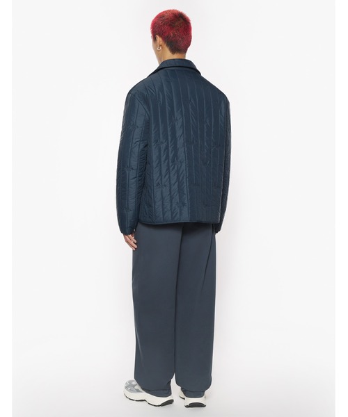 Maison Kitsune(メゾンキツネ)の「QUILTED BLOUSON(ブルゾン・メンズ・ライトブラック/モスグリーン・XS/S/M/L/XL)」の5枚目の写真