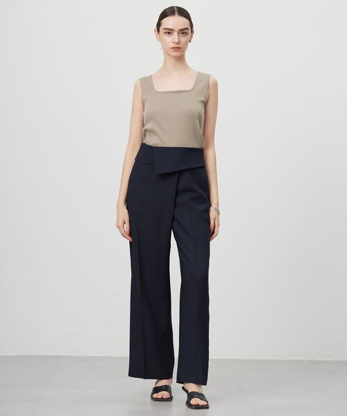 ICB（アイシービー）の「FluidBackSatin デザインワイドパンツ（その他パンツ・レディース・ライトイエロー系/ブラック系/ネイビー系・44/40/42/46/48）」の14枚目の写真