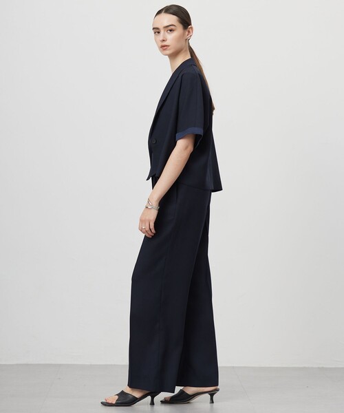 ICB（アイシービー）の「FluidBackSatin デザインワイドパンツ（その他パンツ・レディース・ライトイエロー系/ブラック系/ネイビー系・44/40/42/46/48）」の17枚目の写真