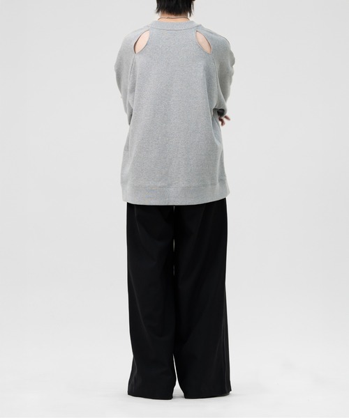 LAPIIS(ラピス)の「OVERSIZED SLITBACK SWEAT SHIRTS(スウェット・メンズ・グレー/ブラック・LARGE/MEDIUM)」の3枚目の写真