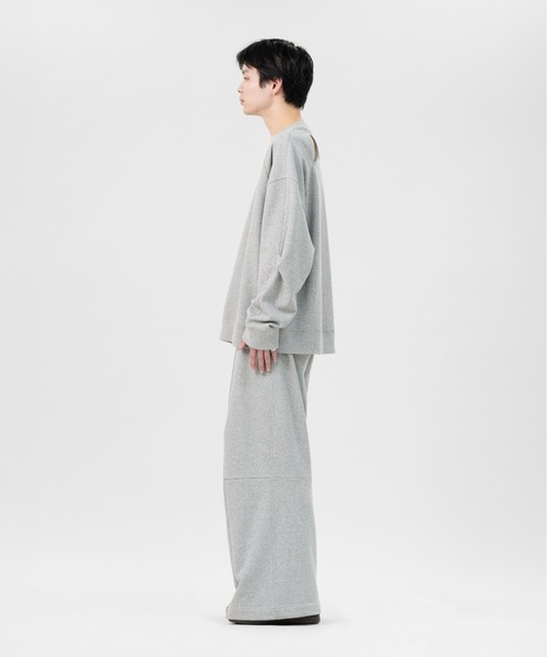 LAPIIS(ラピス)の「OVERSIZED SLITBACK SWEAT SHIRTS(スウェット・メンズ・グレー/ブラック・LARGE/MEDIUM)」の11枚目の写真
