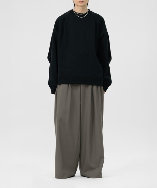 LAPIIS(ラピス)の「OVERSIZED SLITBACK SWEAT SHIRTS(スウェット・メンズ・グレー/ブラック・LARGE/MEDIUM)」の13枚目の写真